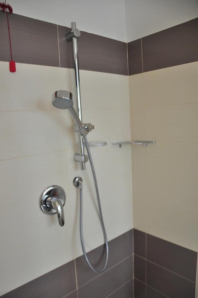 Hotel 325 Tor Vergata Roma